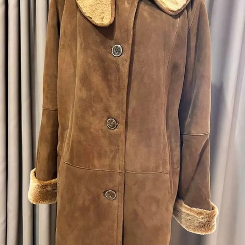 Vintage Genuine Brown Sheepskin Women's Coat Raverdo like new, XL