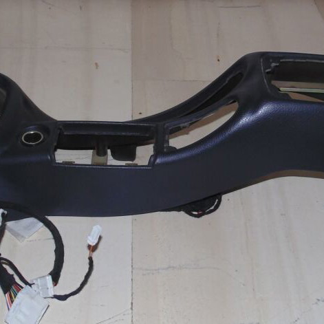Genuine central console for Alfa Romeo GTV/Spider 916 with vents