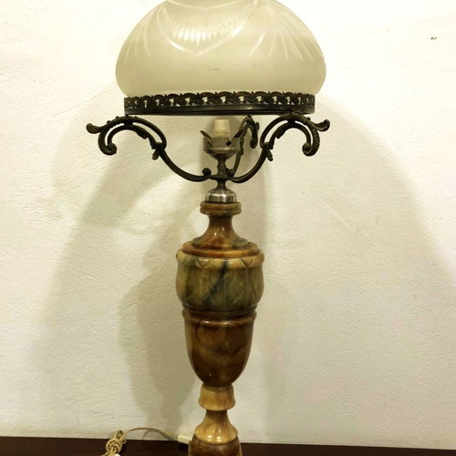 Vintge onyx and bronze table lamp used, 1980, height 90 cm