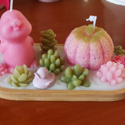 Wax treats new, handmade scented candles