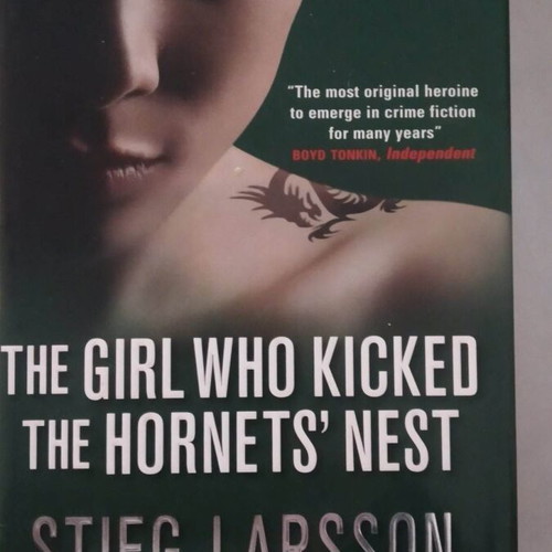 Book The Girl Who Kicked the Hornets' Nest like new, English