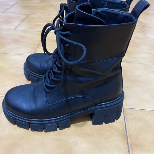 Migato ankle boots like new, black, size 39