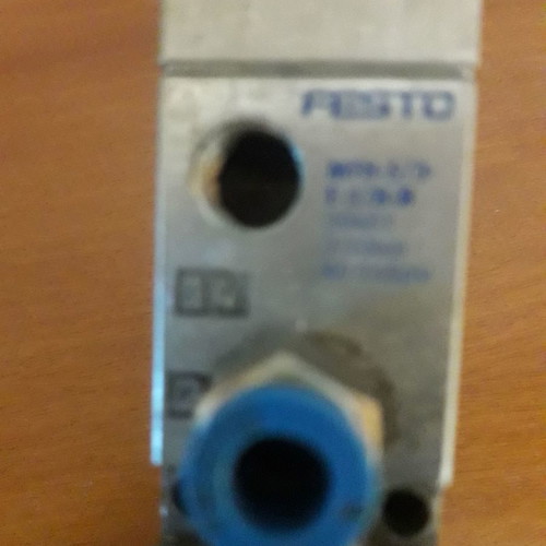 Festo pneumatic valve MFH-5/3 in excellent condition