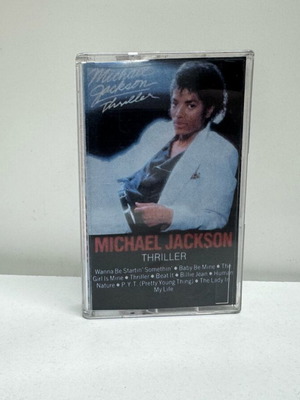 Michael Jackson Thriller cassette like new, pop album