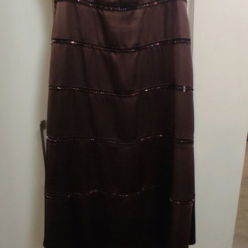 bcbg maxazria evening dress in a fitted midi line in brown (summer)