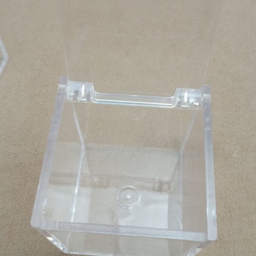 Set of 6 plexiglass boxes new
