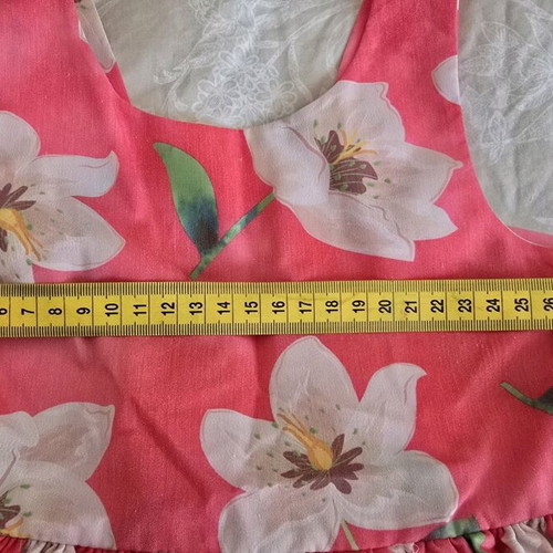 Sweet Baby dress 3 years like new, red floral with wow-back