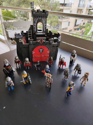 Playmobil castle with knights, horses and used accessories