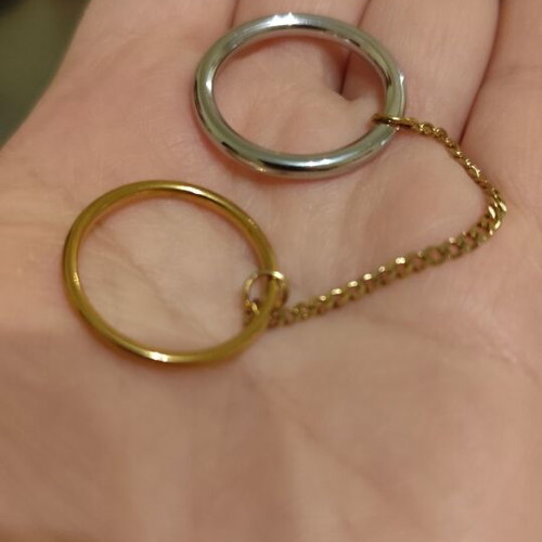 Two-tone ring new with two bands and chain, sizes 10 and 9, stainless steel