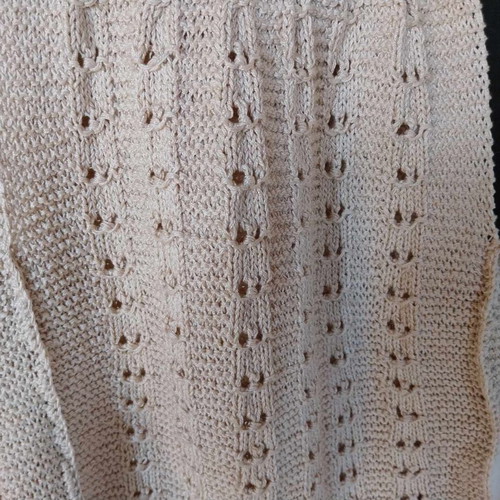 Woven market bag like new with plastic handles beige