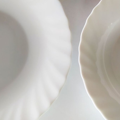 White serving plates used, set of 6, made in Spain