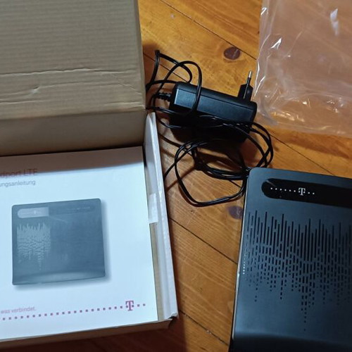 Huawei 4G mobile wireless router new