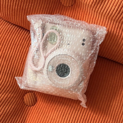 Fujifilm Instax Mini 11 instant camera new, blush pink