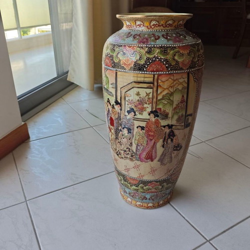 Satsuma porcelain vases pair 43cm like new