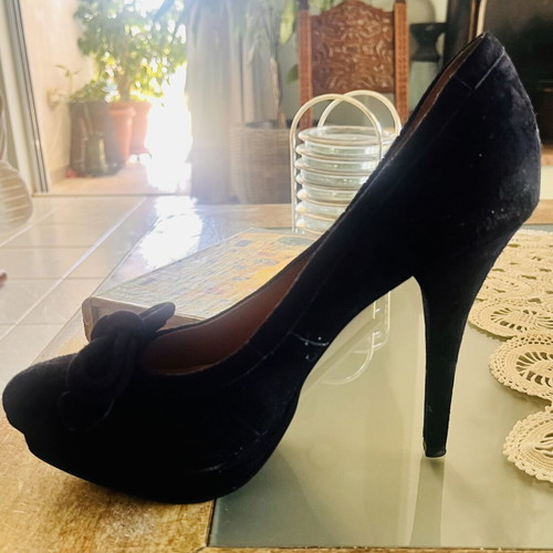 Vicenza Vera Pelle Stiletto Pumps like new, black, size 39