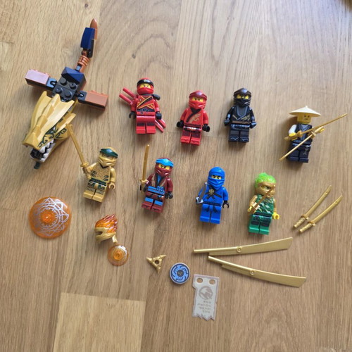 Lego Ninjago Minifigures pack of 7 authentic like new