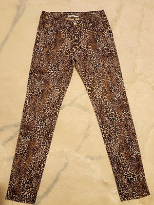 Yes Zee leopard elastic skinny pants like new, brown and gold