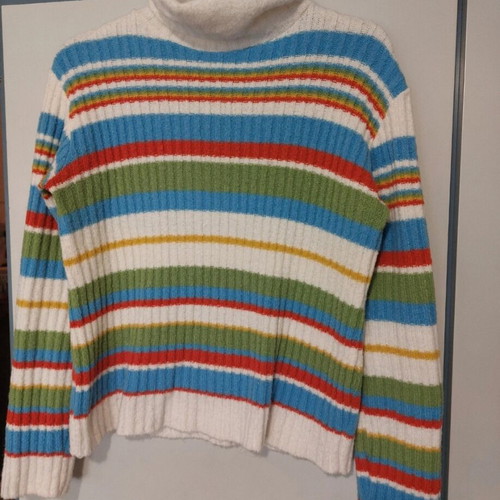 Simple colorful turtleneck sweater, size M