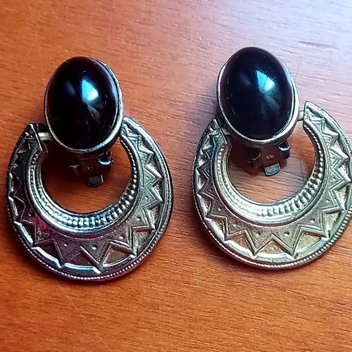 Vintage carved handmade earrings with black stone used