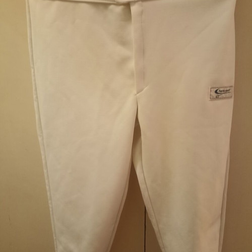 Fenchsport fencing pants used, medium large, white