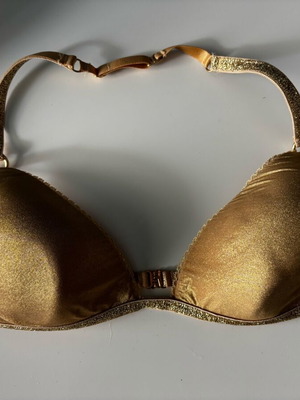 Med bra gold like new, size 70B