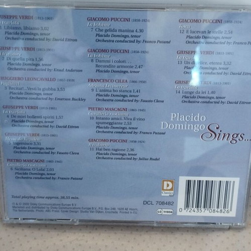 Placido Domingo Sings CD like new, classical