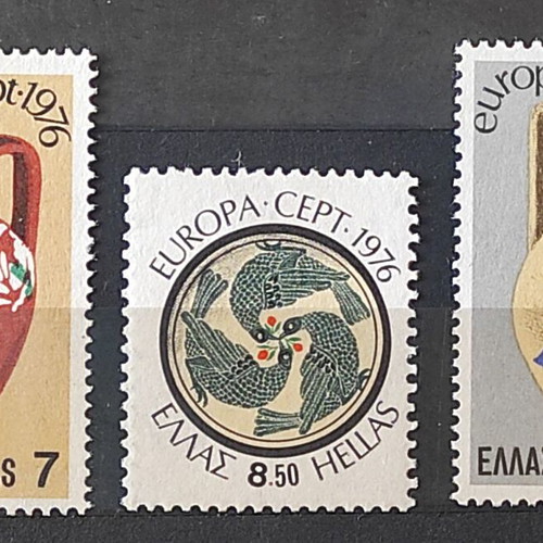 Stamps set of 3 unsealed 1976 Crafts edition new