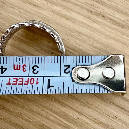 Silver ring new, very light, 1.8 cm