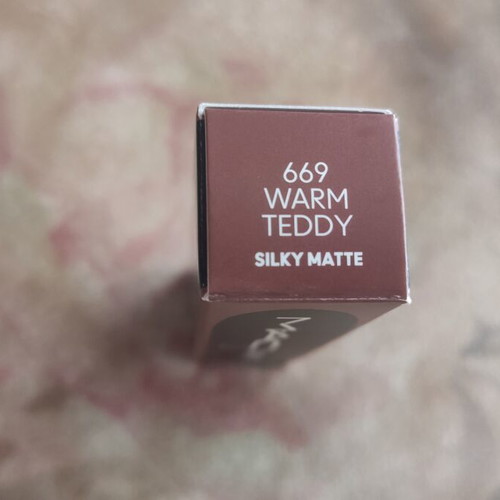 Mac Xmimal Matte Lipstick 669 Warm Teddy Silky Matte new