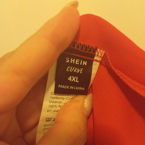 Shein lingerie top 4XL like new, adjustable straps, red