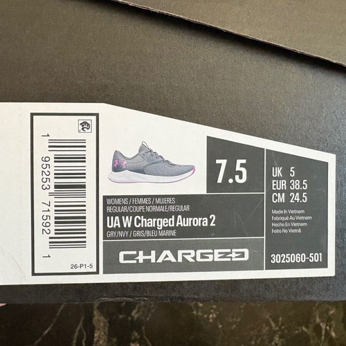 Under Armour women's athletic shoes size 38.5 new, blue and purple