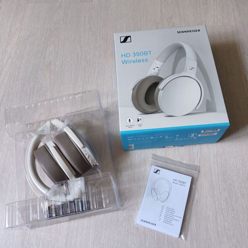 Sennheiser HD 350BT headphones new, wireless