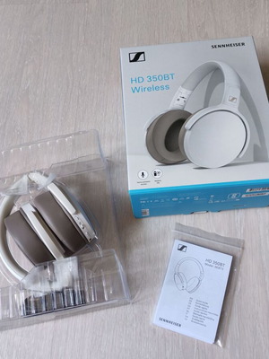 Sennheiser HD 350BT headphones new, wireless
