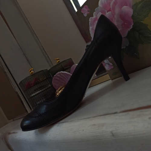 Kalogirou leather pumps size 41.5-42 like new, black