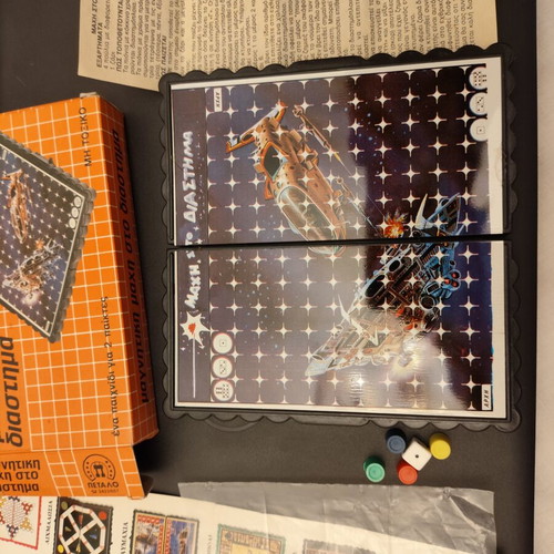 Magnetic Pocket Game Battle in Space new with accessories