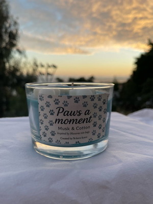Paws for a moment candle new, plant-based with Musk & Cotton scent