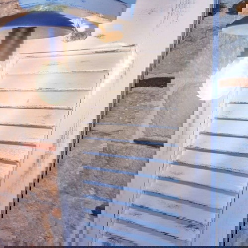 Φωτιστικά χειροποίητα, σετ δύο, καινούργια, με ραφάκια