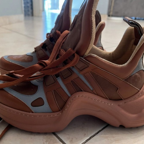 Sneakers new, athletic style, size 38