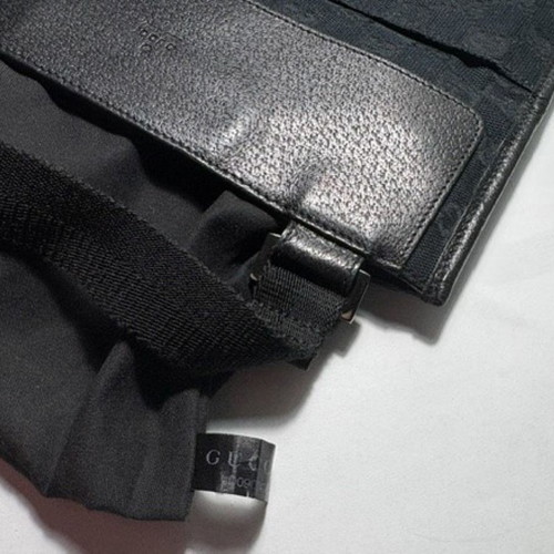 Gucci Vintage Black GG Monogram Flat Messenger Bag like new
