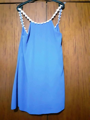 Long top like new, blue with daisy trim