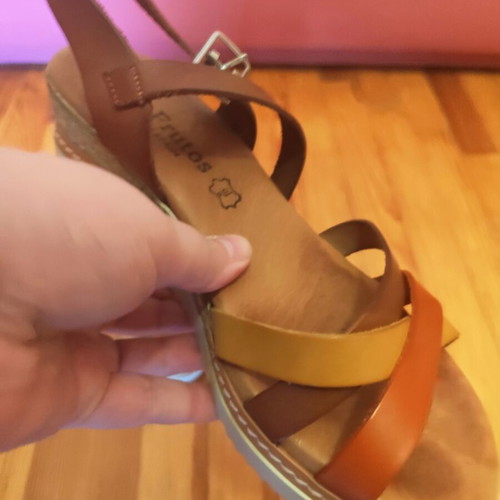 Eva Frutos leather platform sandals like new, yellow and orange