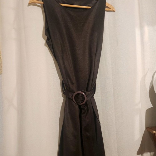 Sleeveless dress used with belt, size M