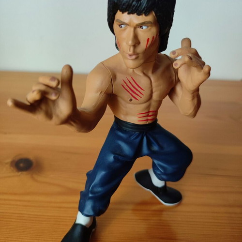 Bruce Lee Enter the Dragon 2012 collectible figure, new