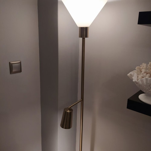 Φωτιστικό δαπέδου IKEA FLUGBO σαν καινούργιο με σποτάκι διαβάσματος και θερμούς LED λαμπτήρες