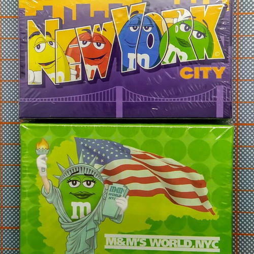 Rare vintage 2007 M&M's World NY playing cards set
