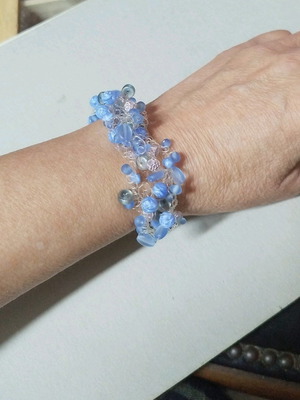 Blue bracelet used, fits any size