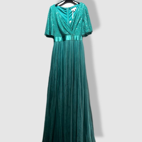 Evening dress new with sequins and tulle green size M