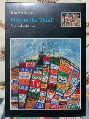 Radiohead Hail to the Thief CD like new, rock