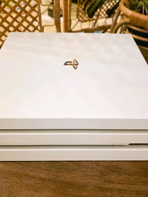 PlayStation 4 Pro Glacier White 1TB like new, bundle with 3 controllers and camera
