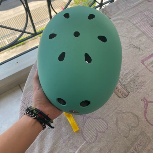 8ball helmet for scooter or skateboard new, blue